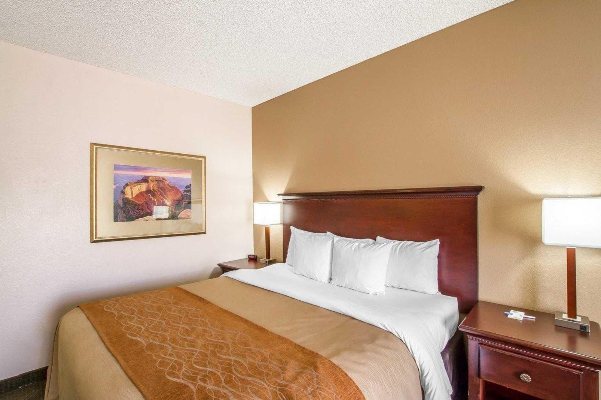 Comfort Inn I-10 West At 51St Ave Phoenix Exterior photo